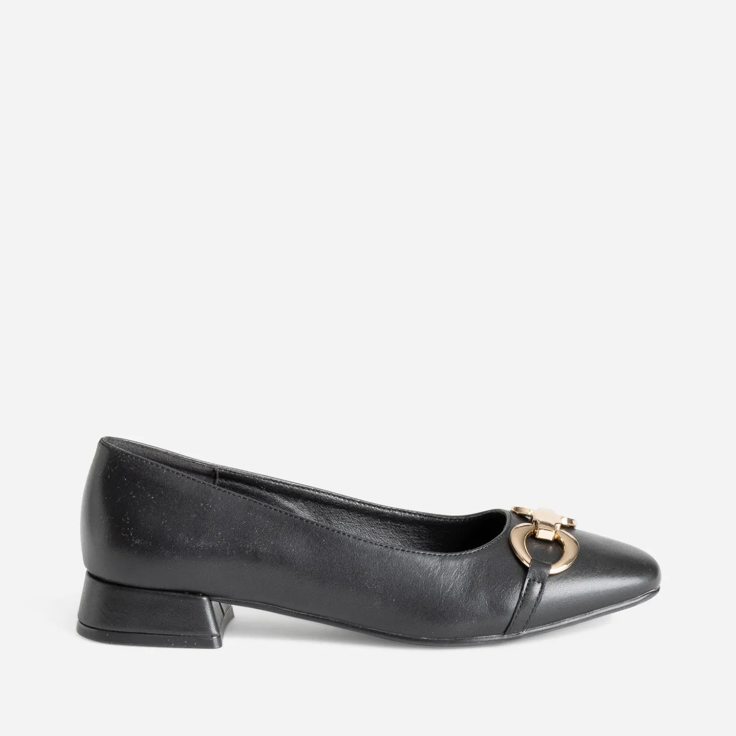 Ballerine à talon noire