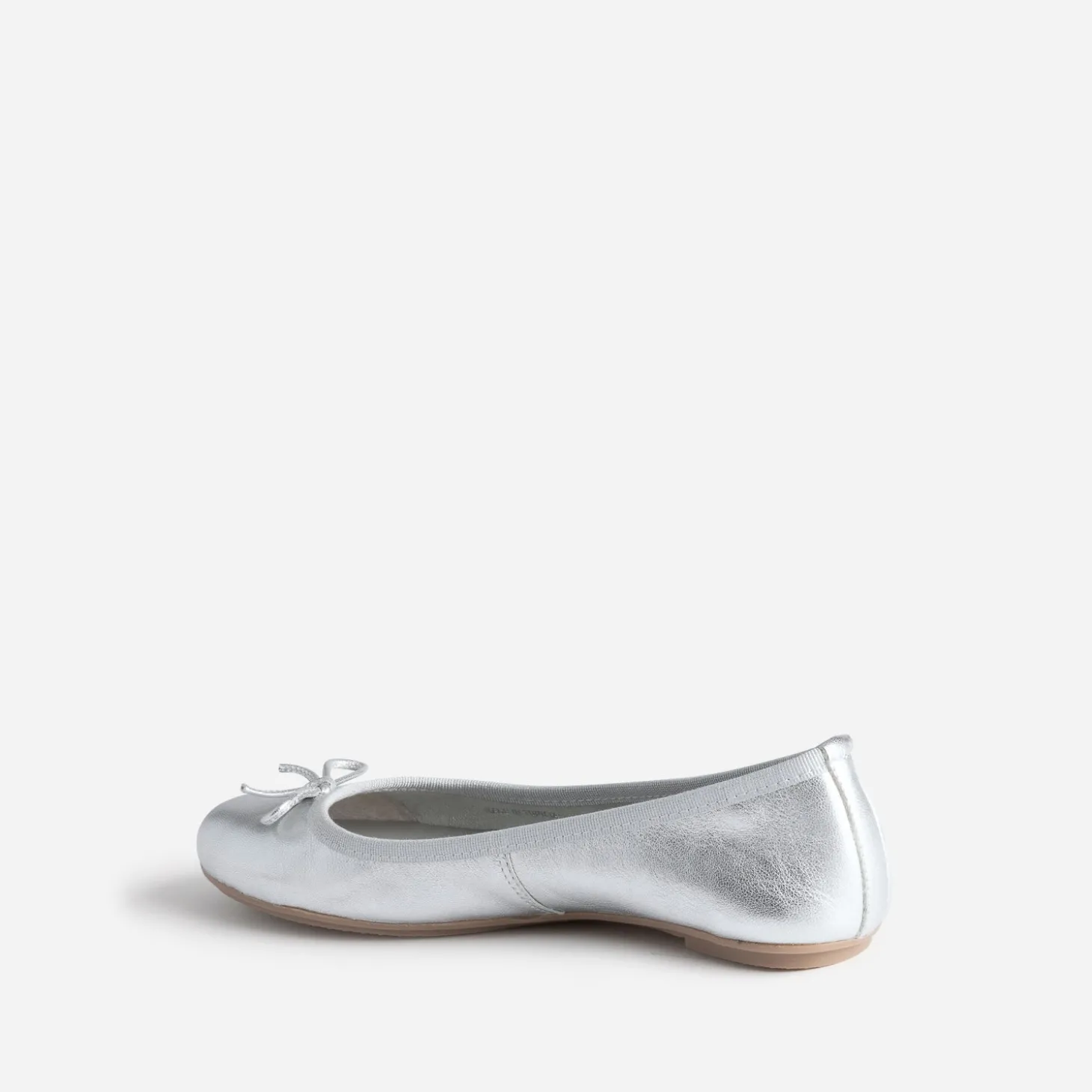 Ballerine argentée en cuir à petit nœud