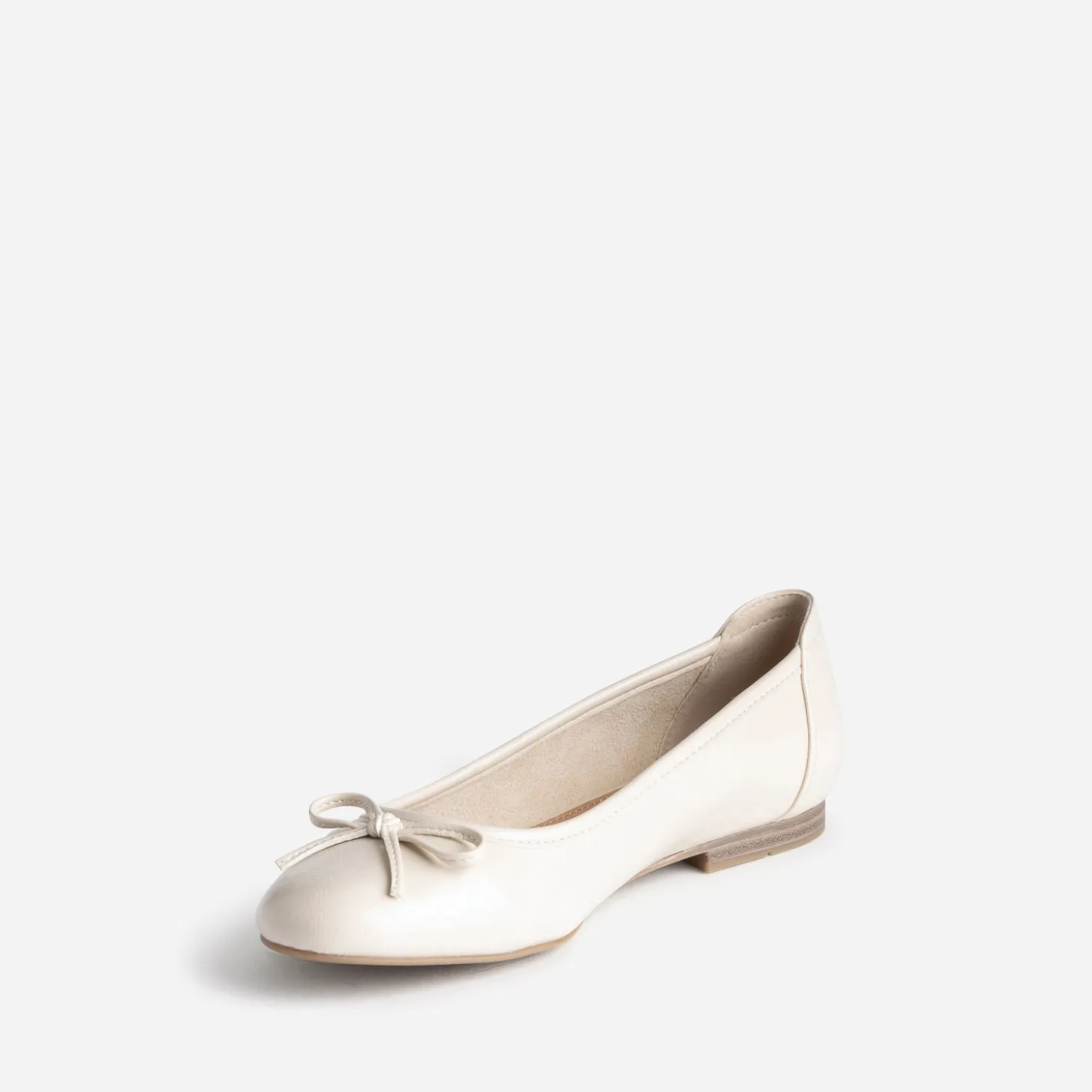Ballerine écrue avec nœud