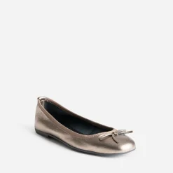 Ballerine dorée foncée en cuir