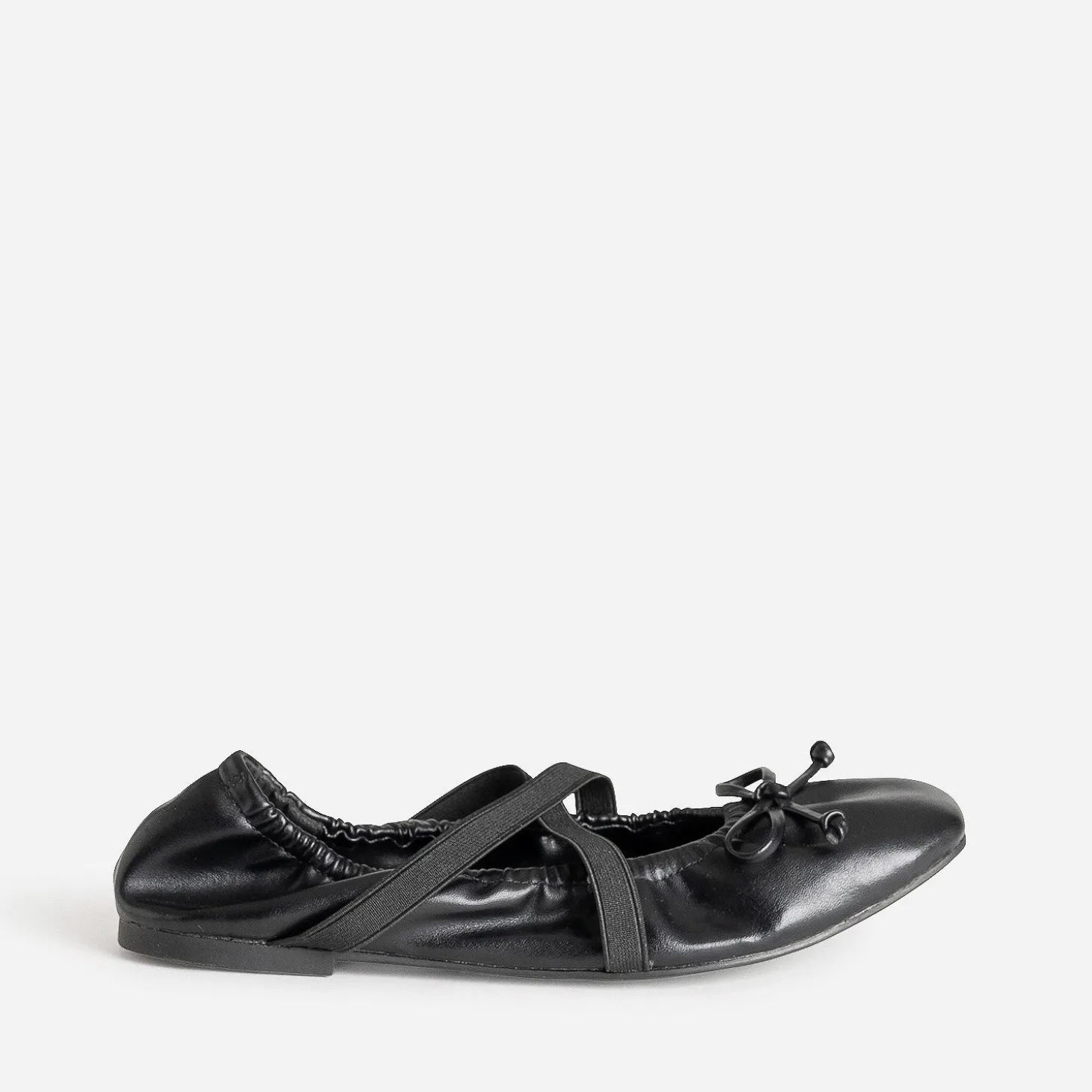 Ballerine noire élastiquée brides croisées