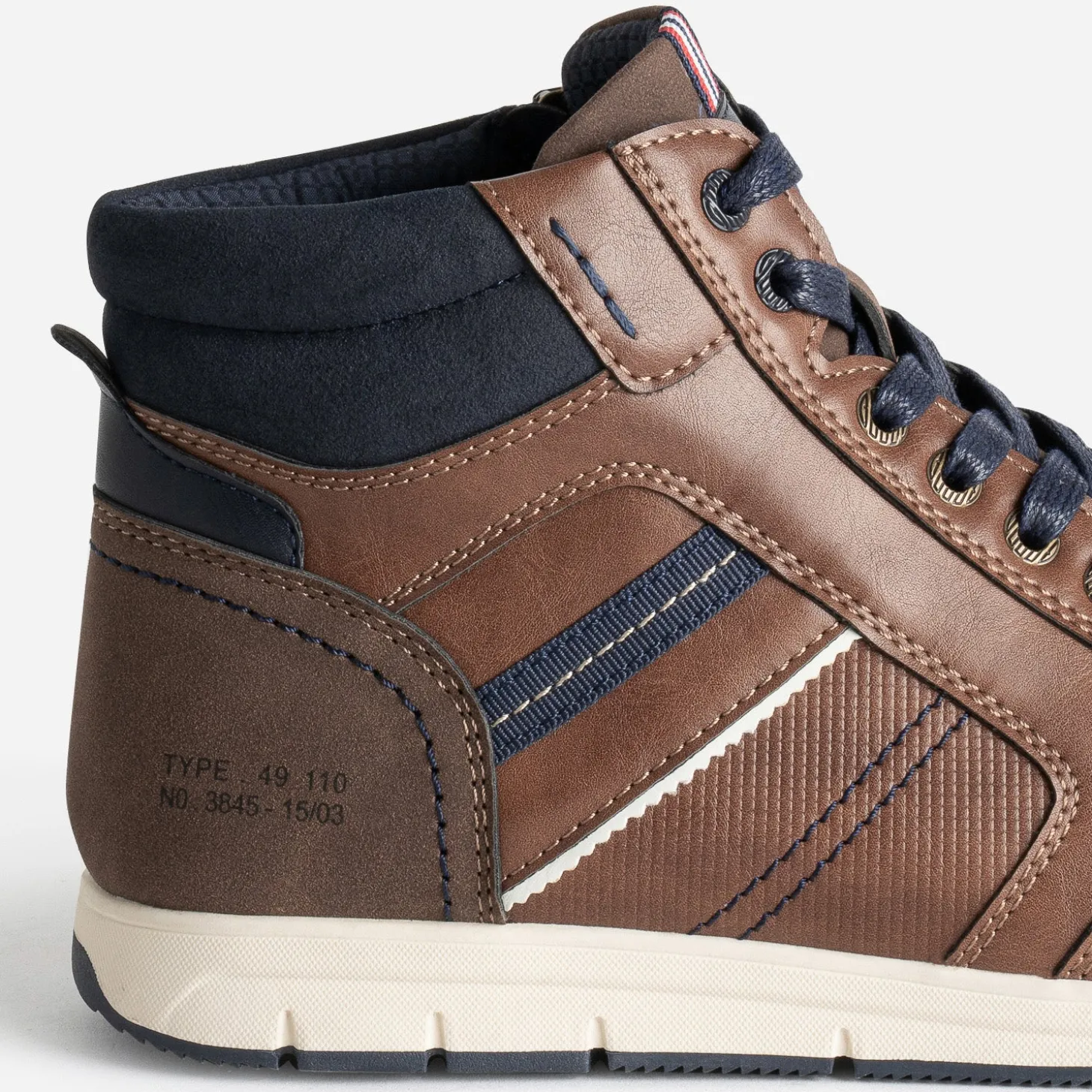 Basket cognac et marine