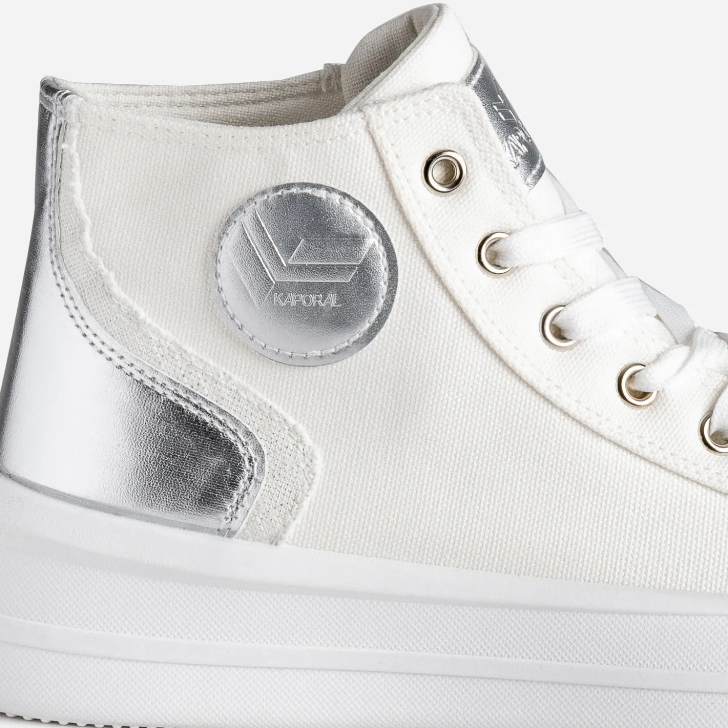 Basket KAPORAL blanche en toile