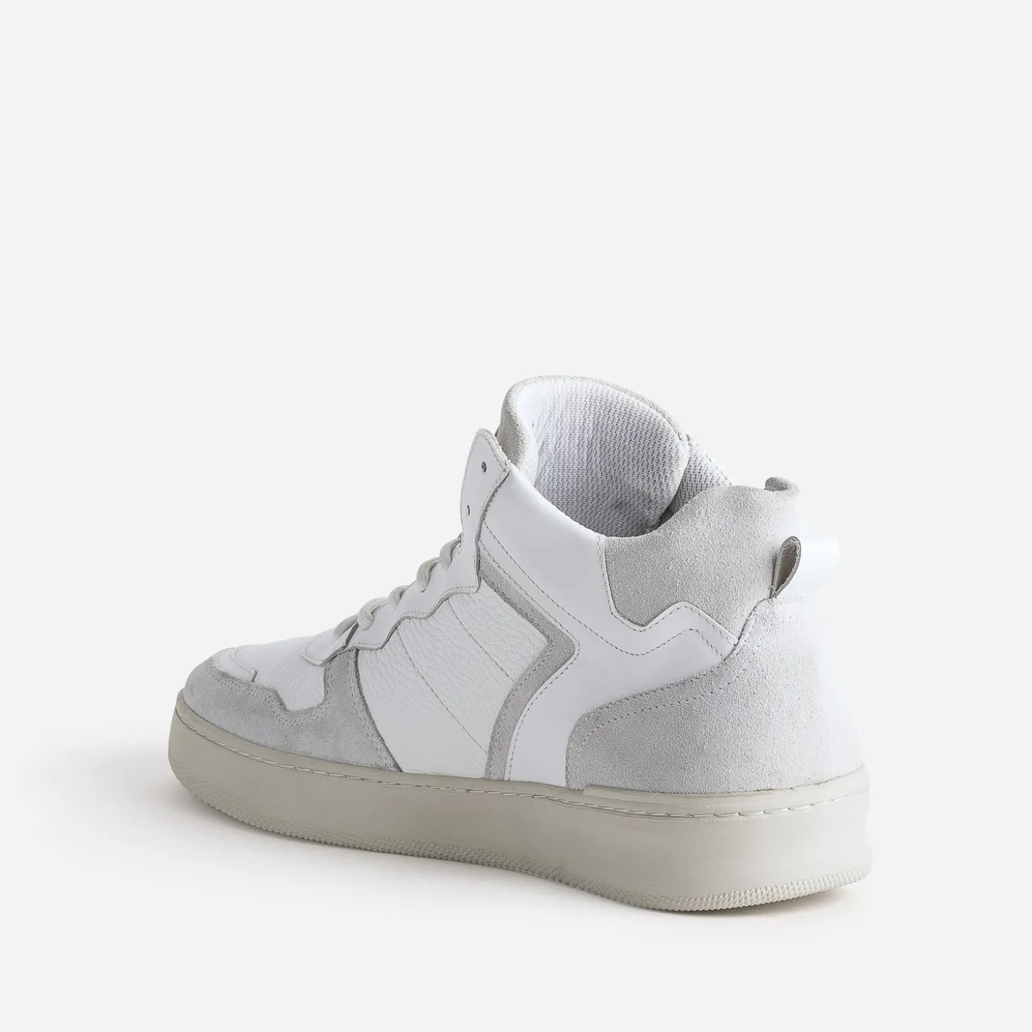 Basket montante blanche et grise en cuir