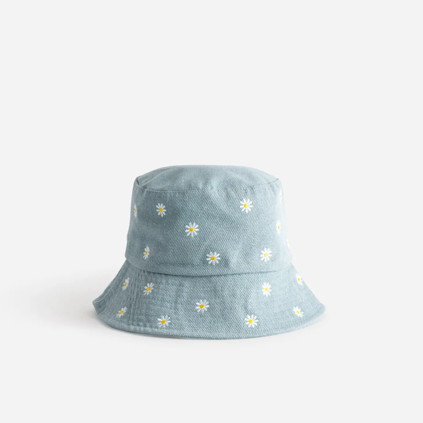 Bob baby blue broderies fleurs