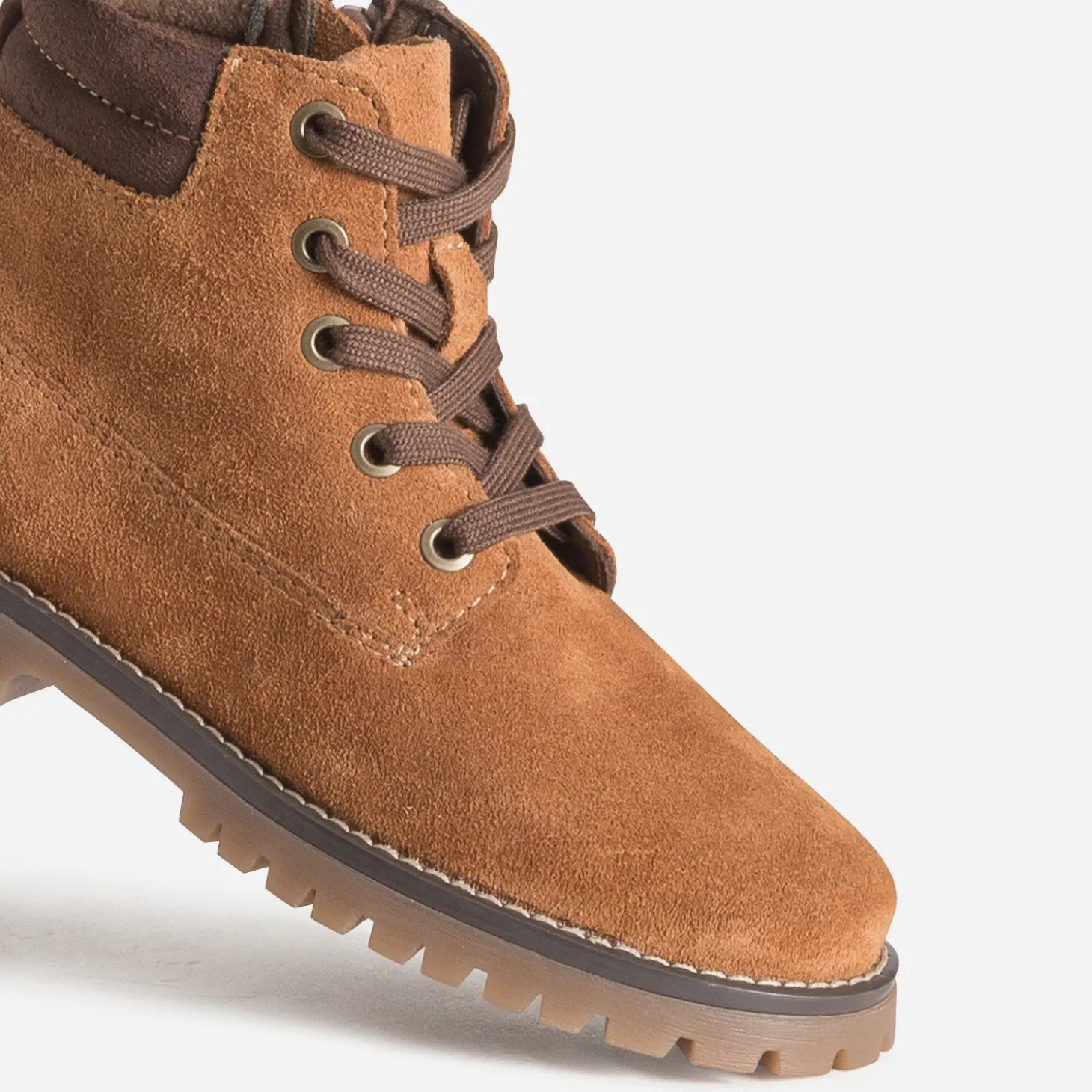 Boots à lacet BUGGY cognac cuir velours