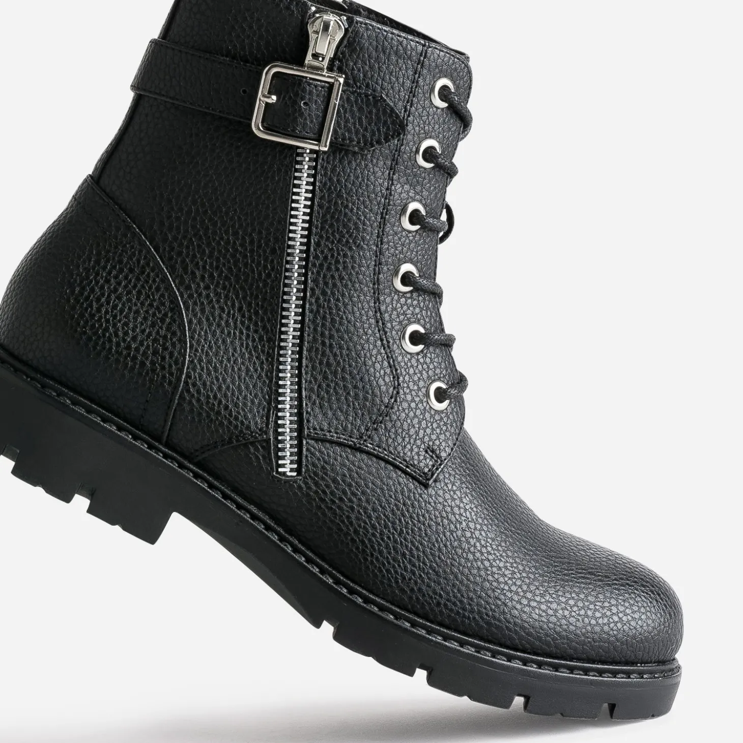 Boots à lacet BUGGY noir avec zip côté