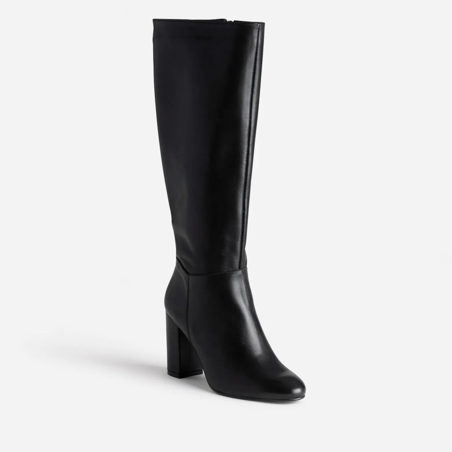 Botte à talon noire en cuir