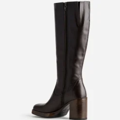 Botte marron en cuir esprit rétro