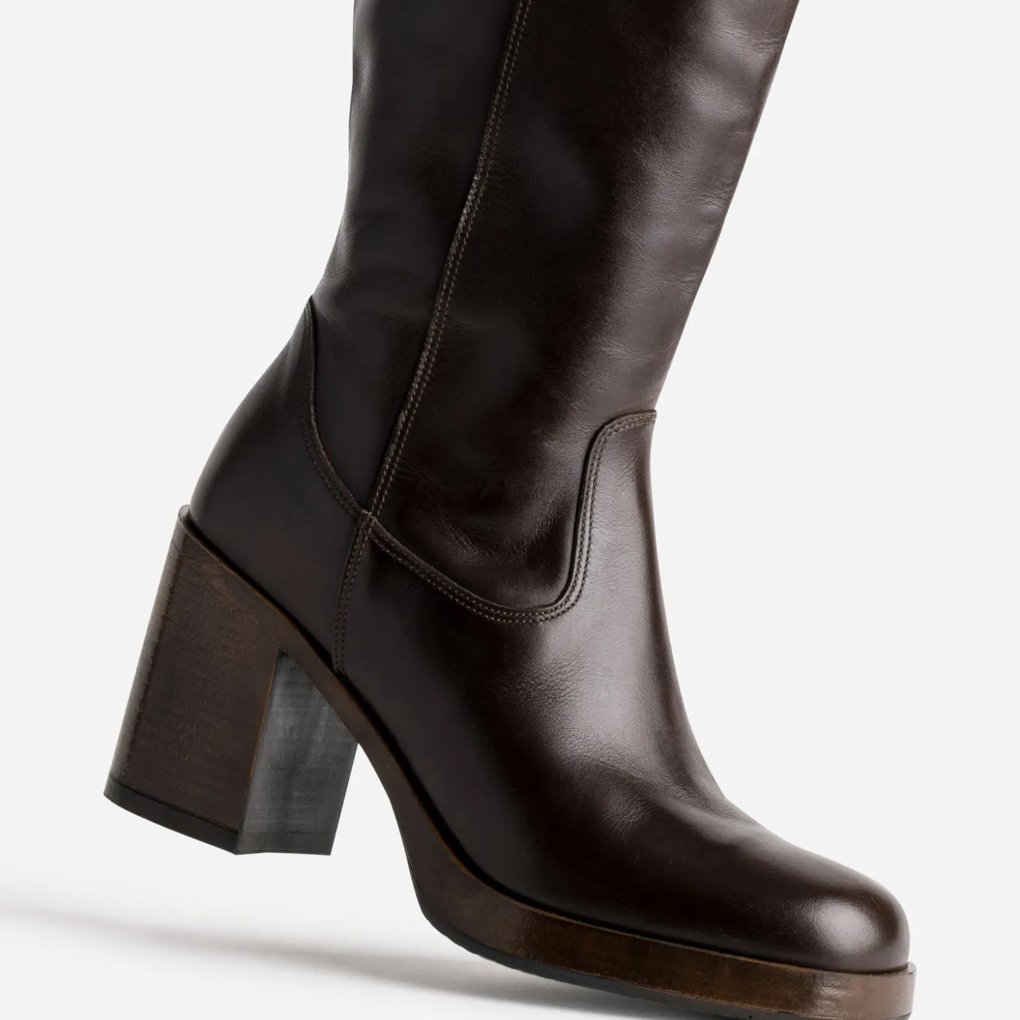 Botte marron en cuir esprit rétro
