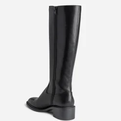 Botte noire
