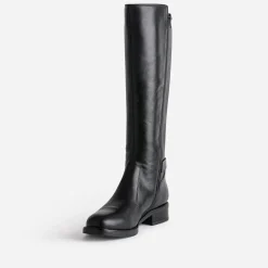Botte noire avec boucle