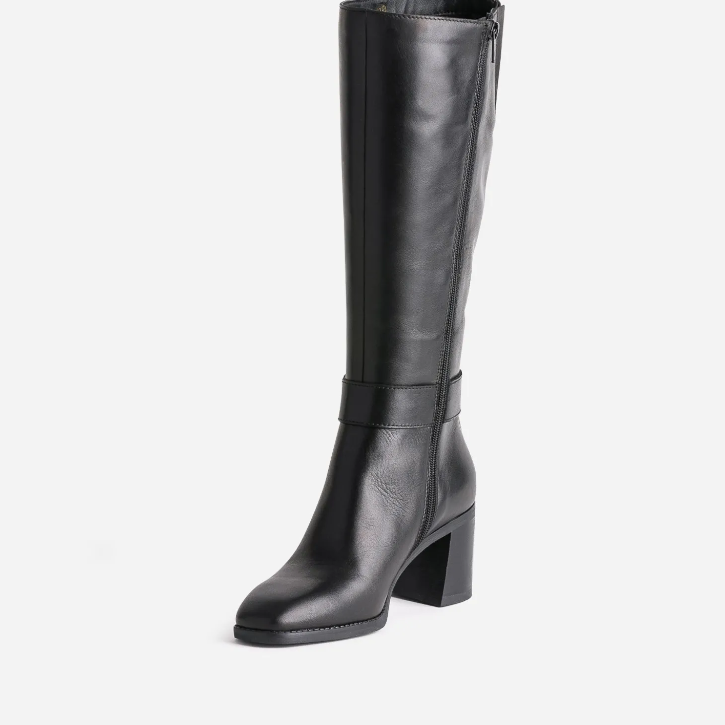 Botte noire en cuir à talon