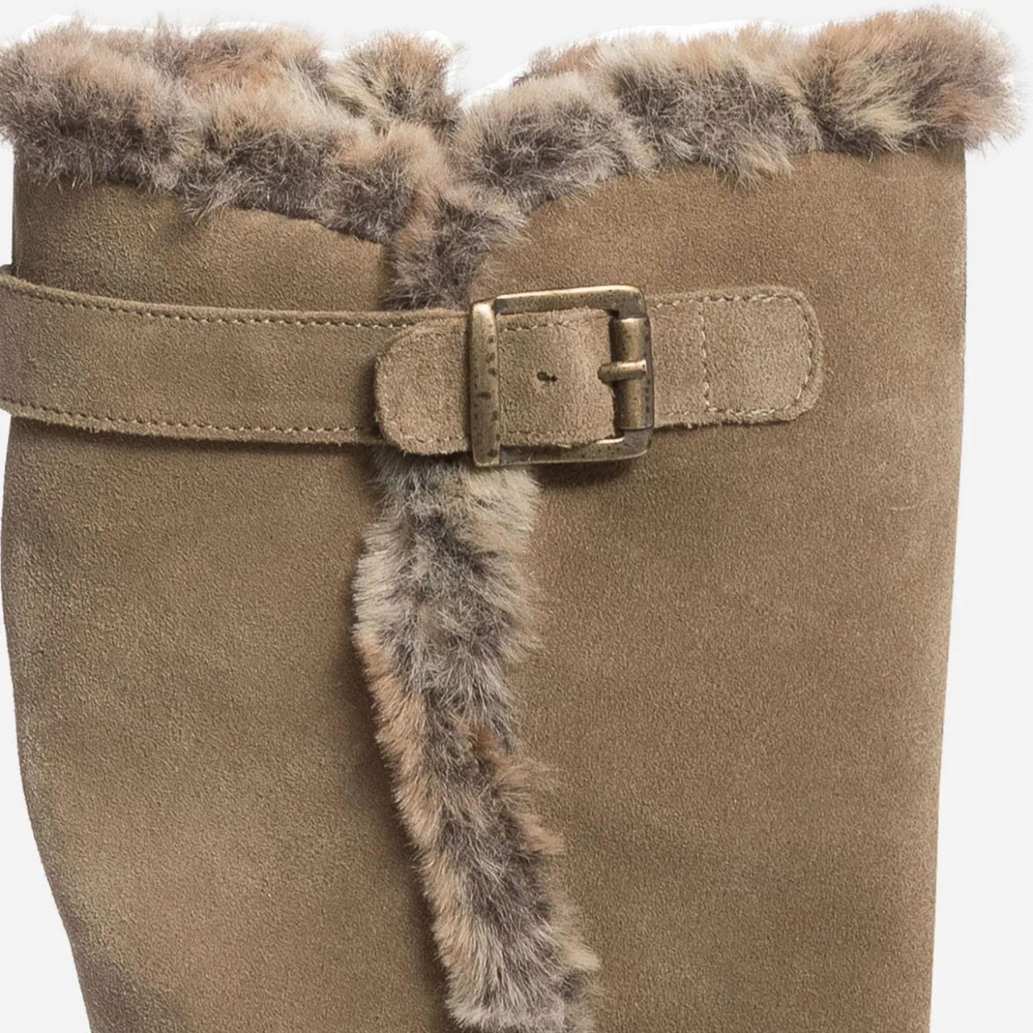 Botte taupe en cuir velours fourré
