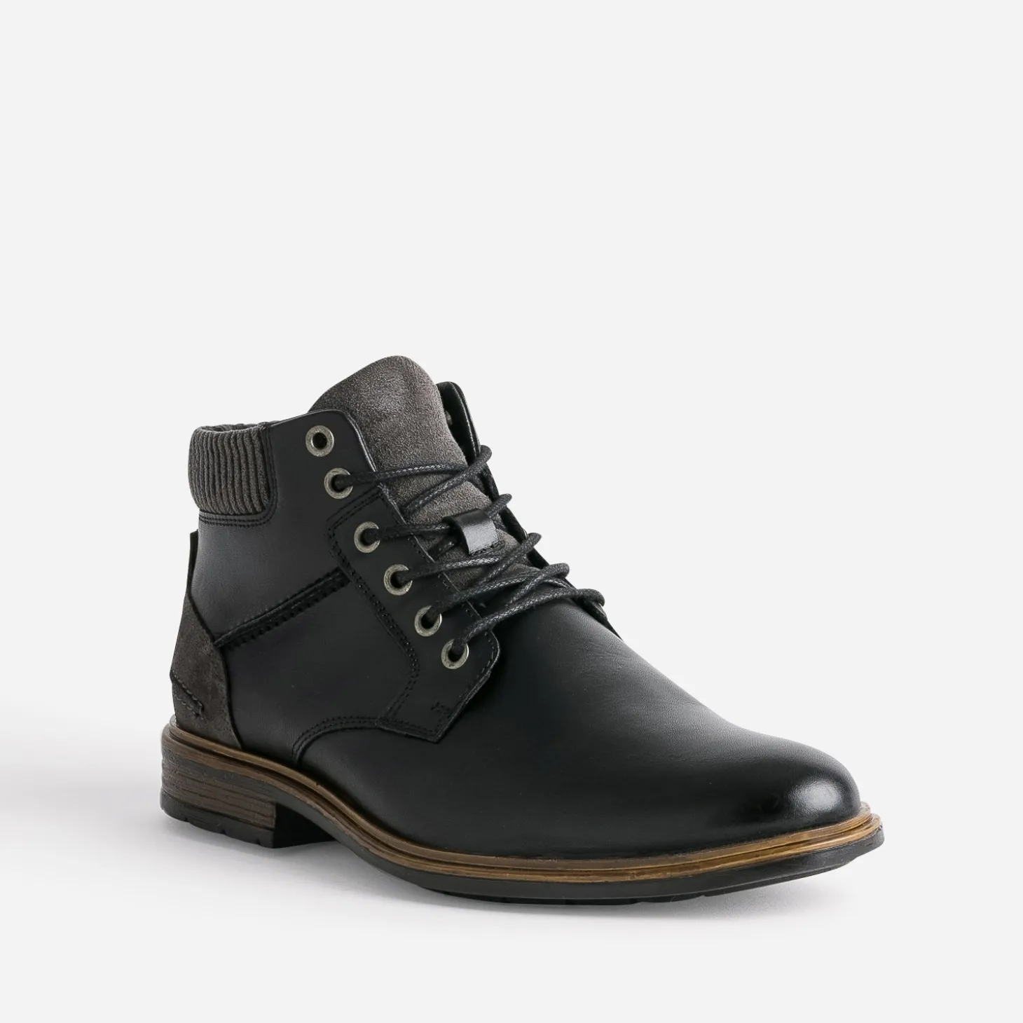 Bottine à lacet noire en cuir