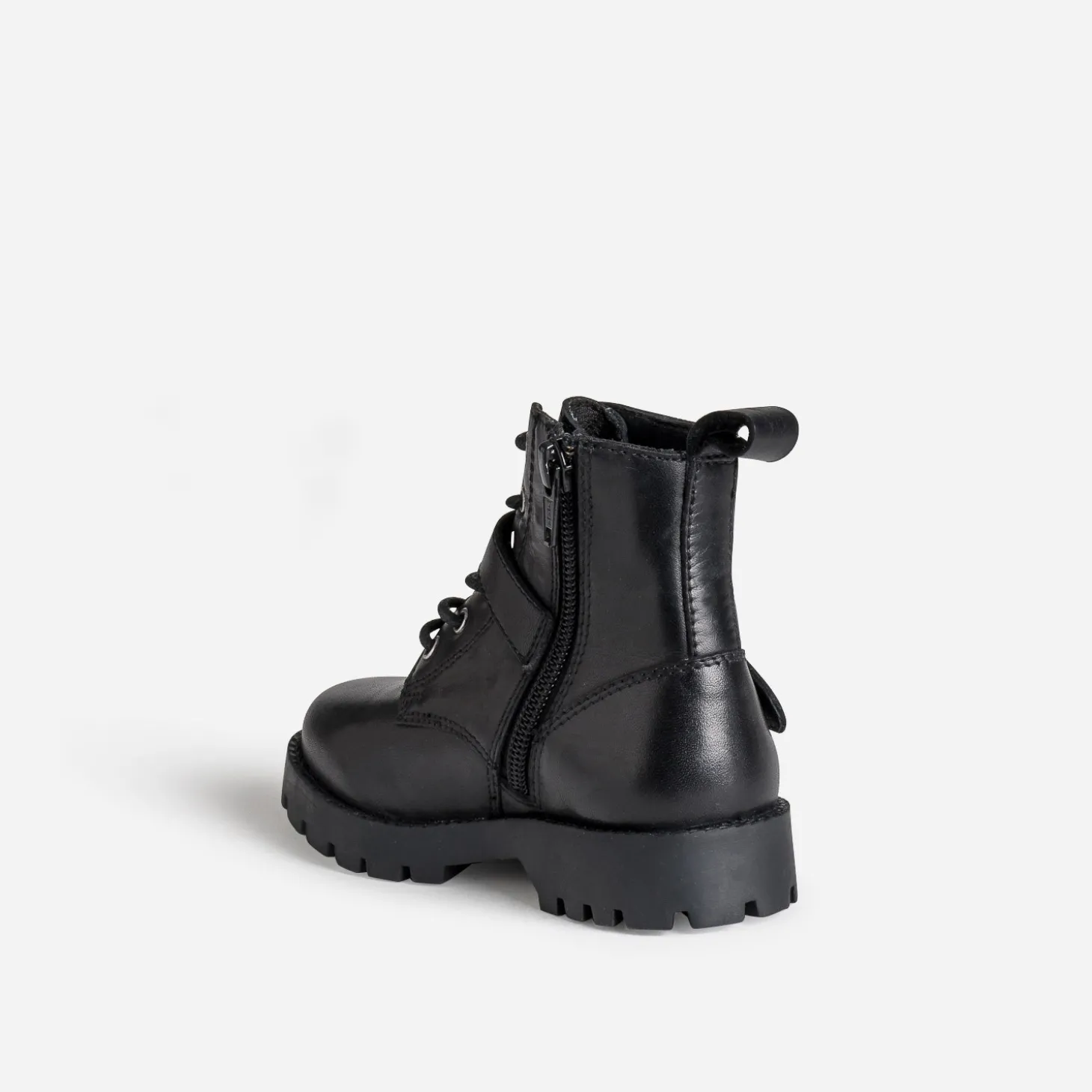Bottine BUGGY noire boucle-coeur