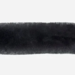 Écharpe noire