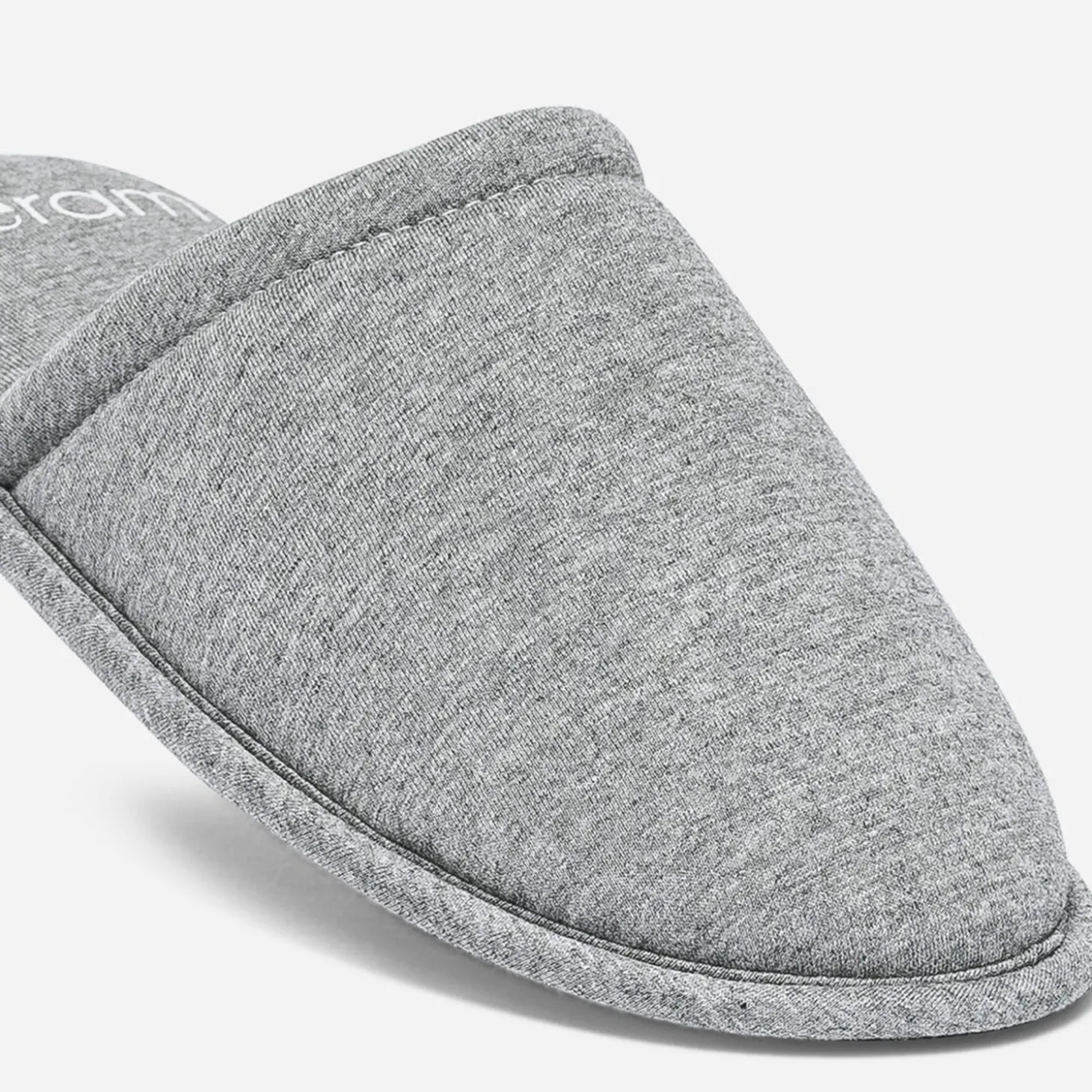 Chausson-mule gris en textile