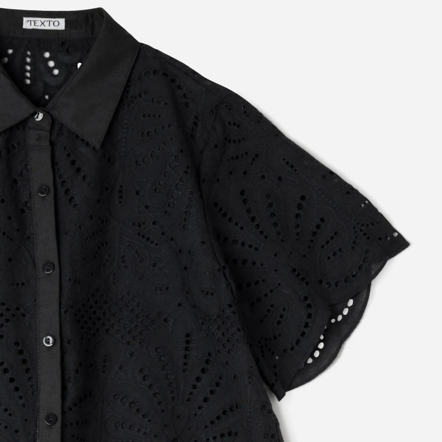 Chemise TEXTO noire broderie anglaise