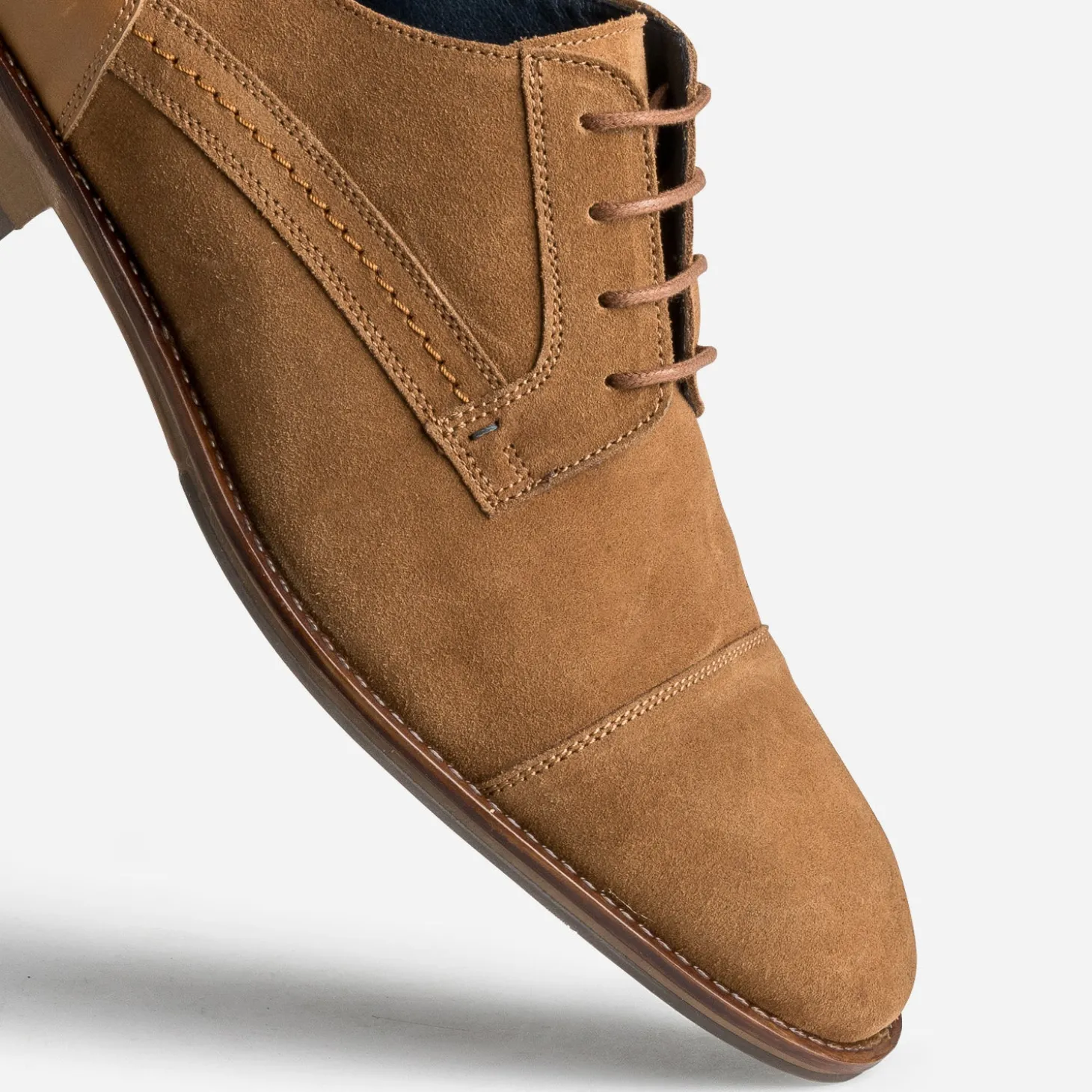 Derby cognac cuir velours éco-conçu