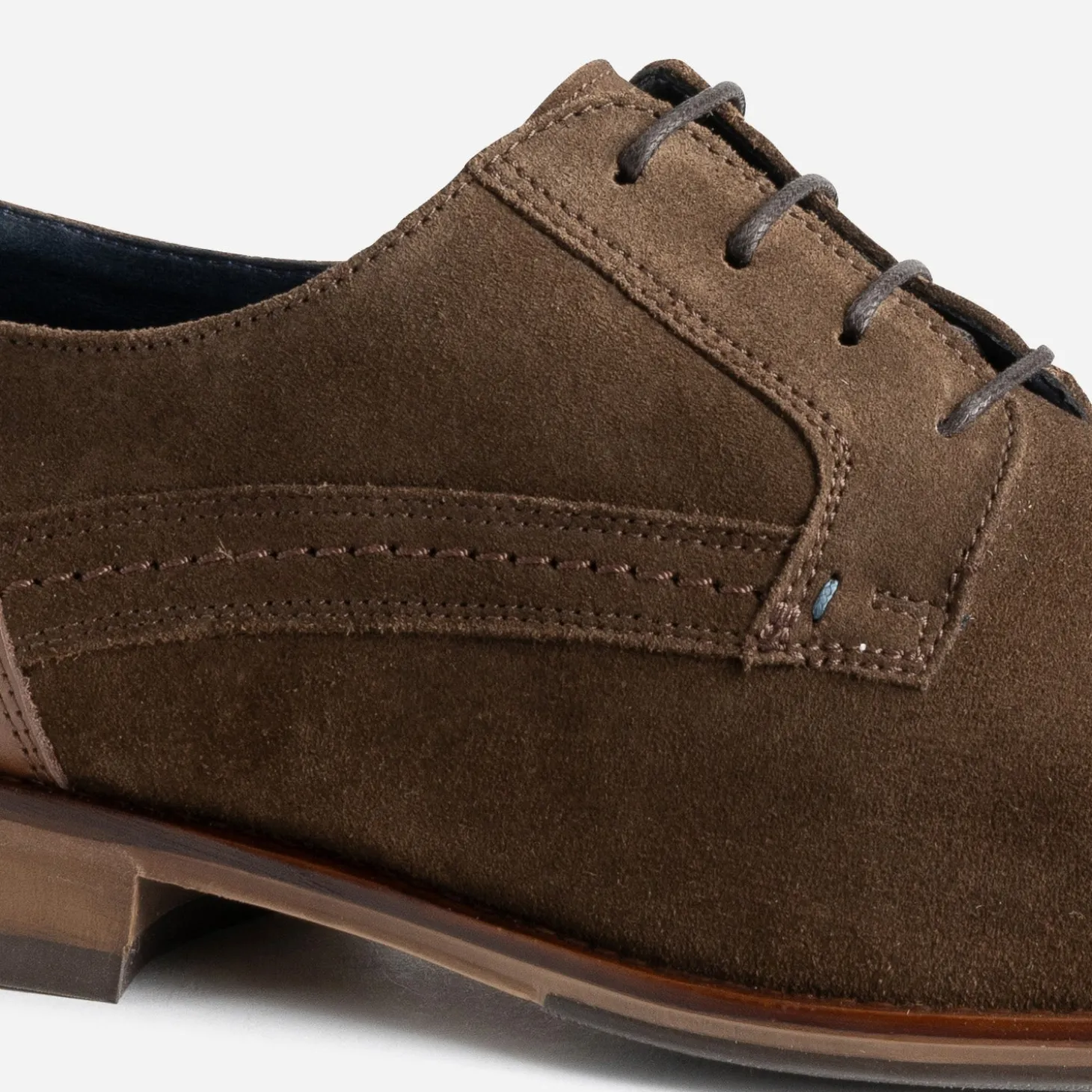 Derby marron cuir velours éco-conçu