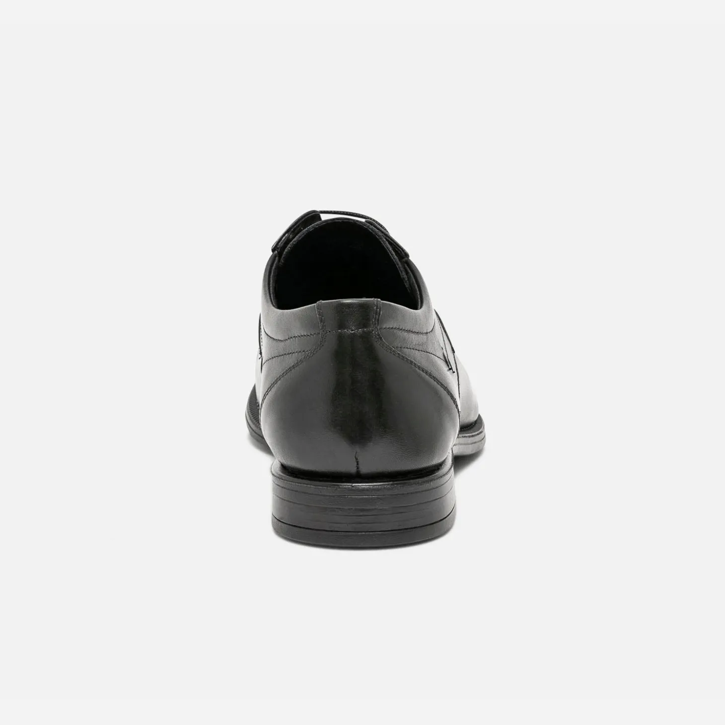 Derby noir en cuir éco-conçu