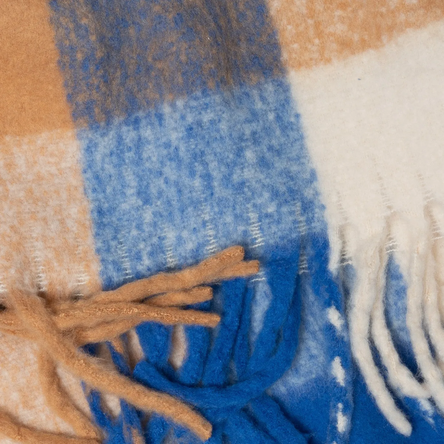 Echarpe TEXTO bleu, camel et écru