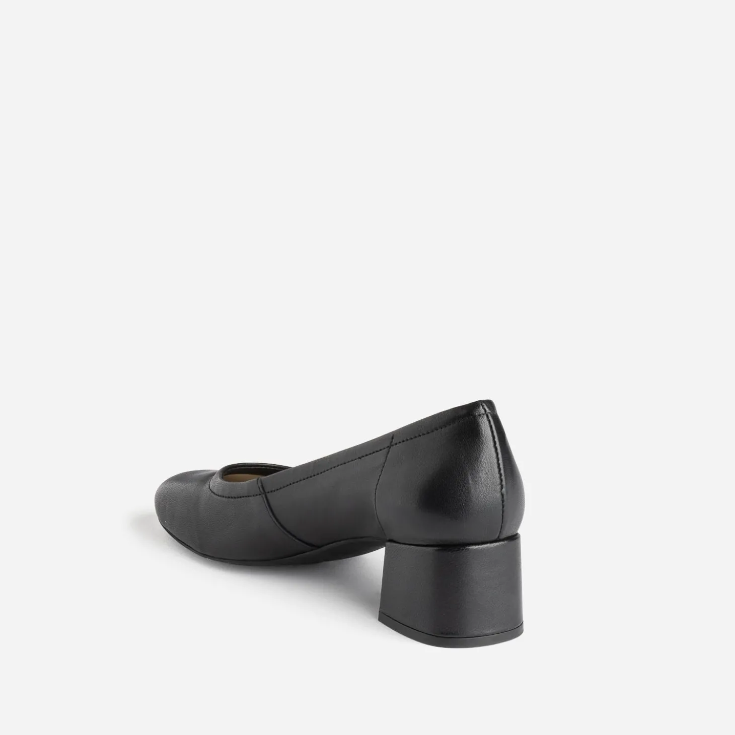 Escarpin noir en cuir
