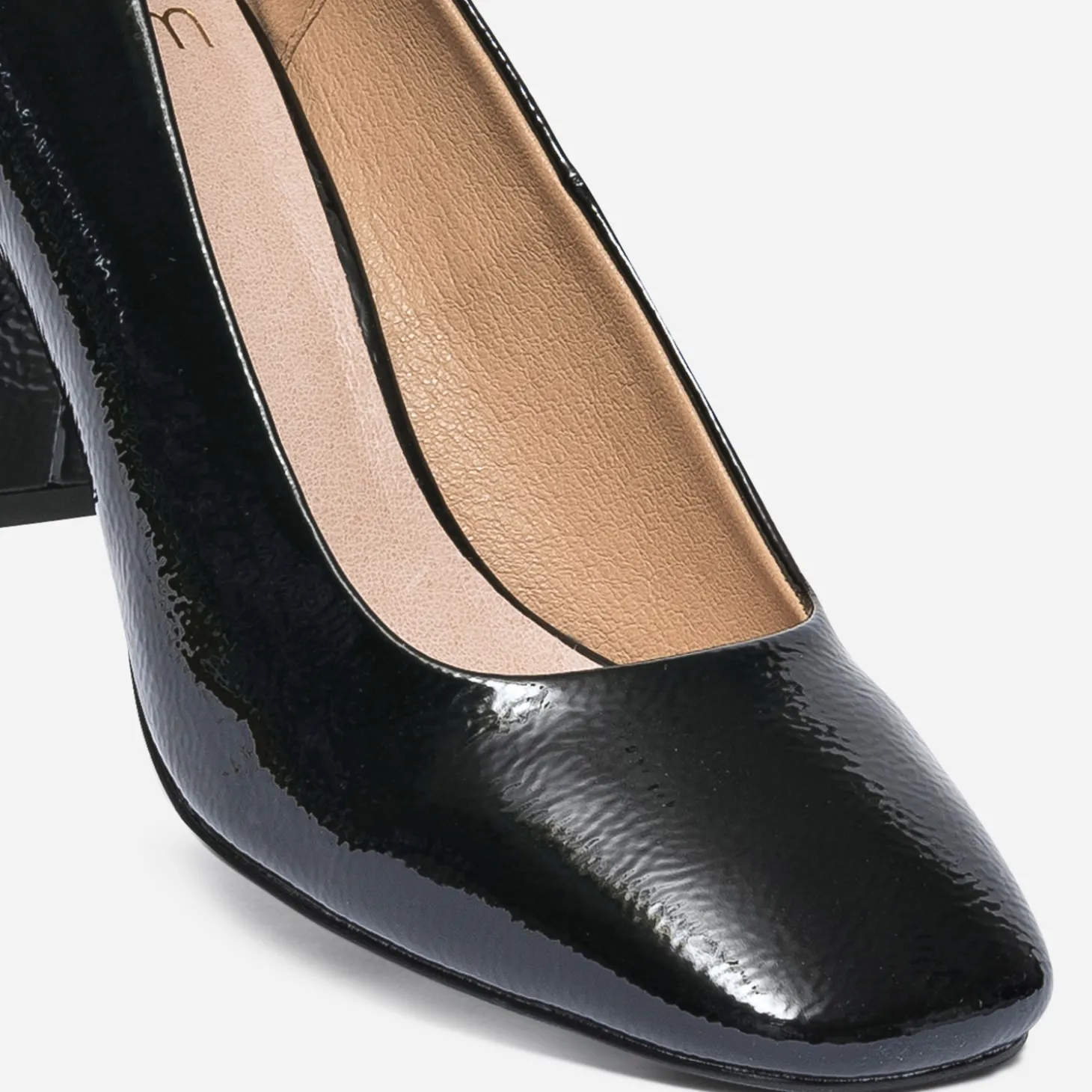Escarpin noir verni à bout carré