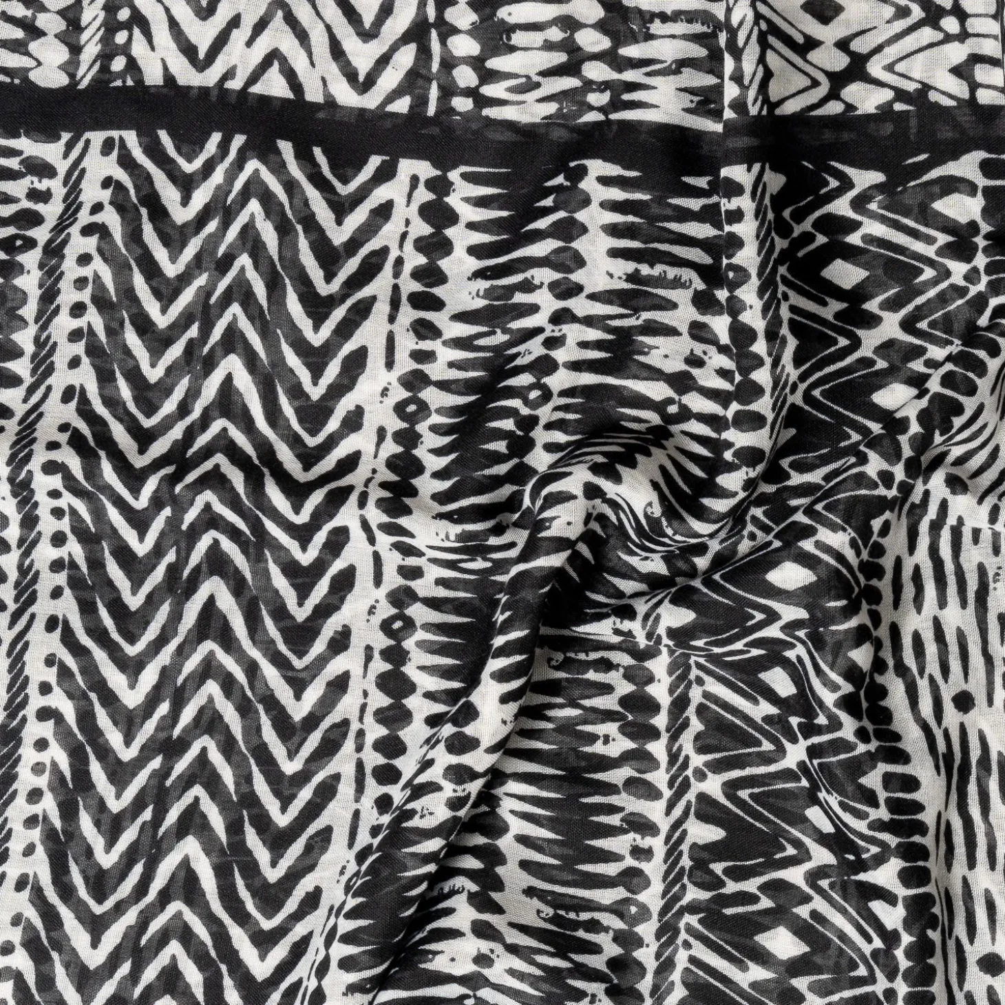 Foulard noir et blanc