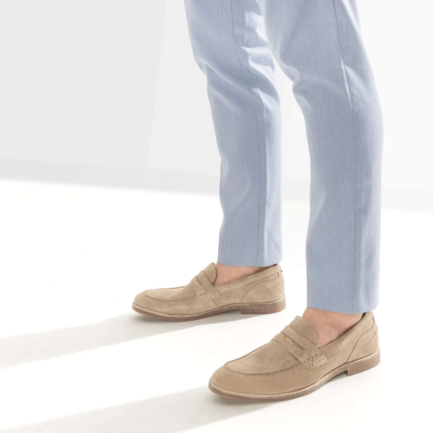 Mocassin beige cuir velours éco-conçu