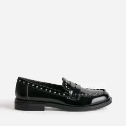 Mocassin noir verni clouté