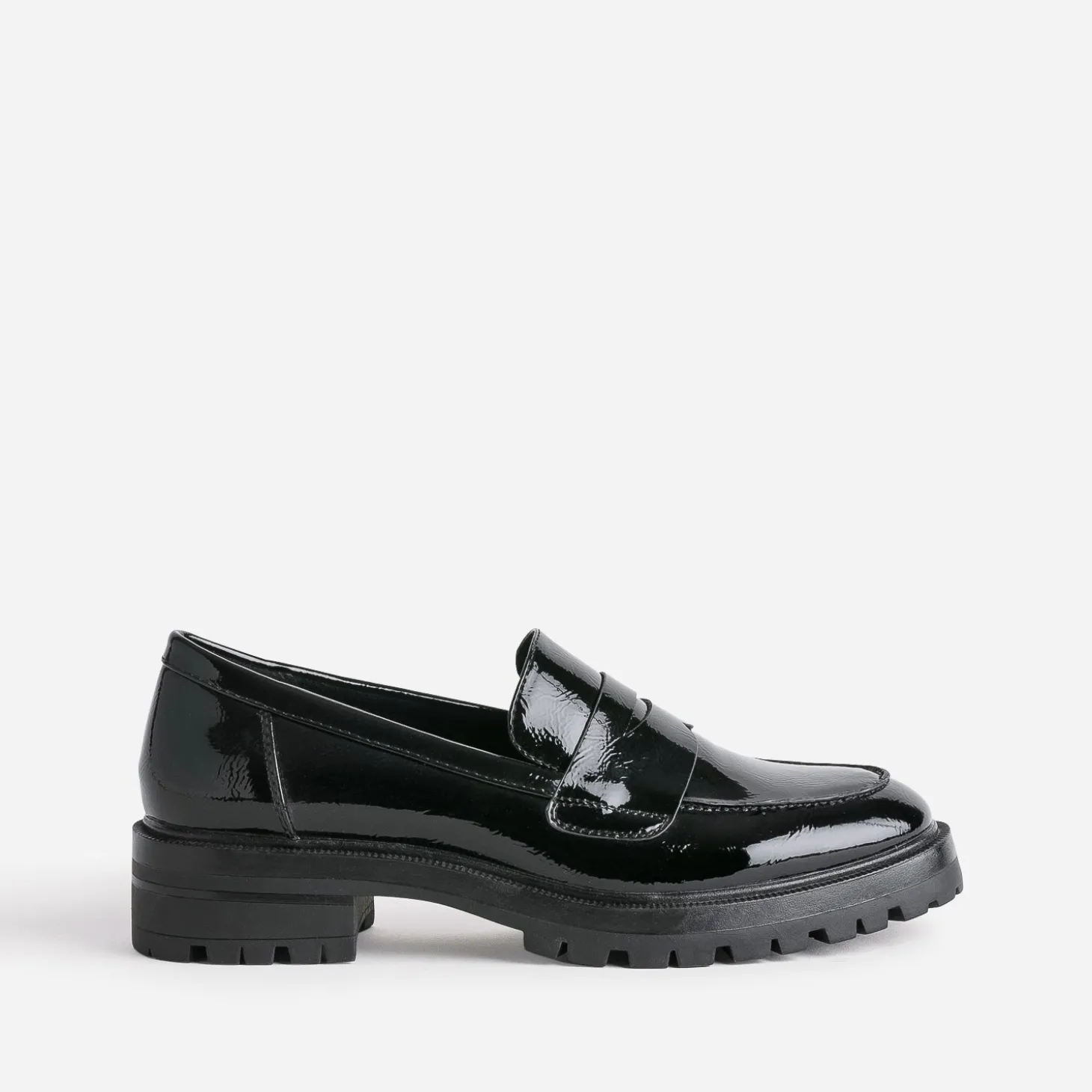 Mocassin TEXTO noir verni cranté
