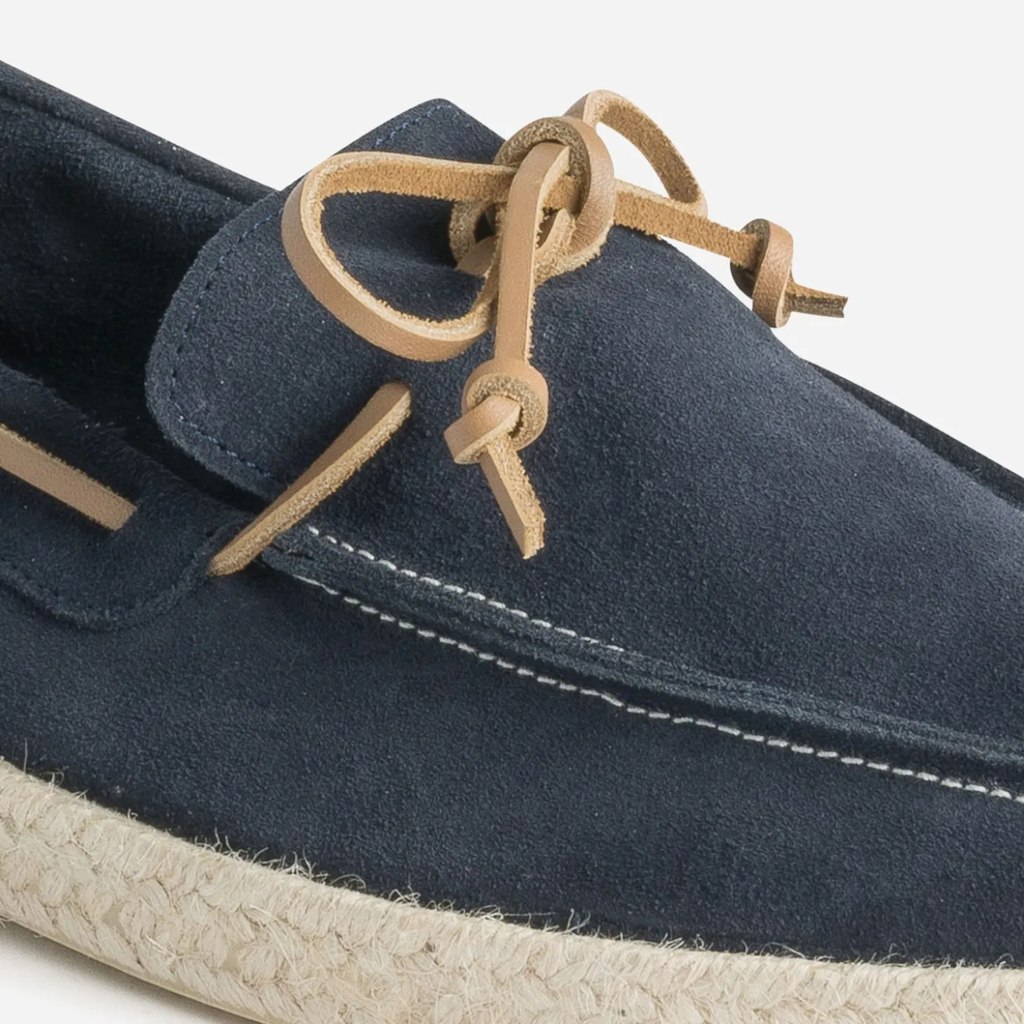 Mocassin-bateau marine en cuir velours