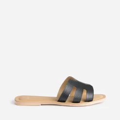 Mule noire en cuir grainé