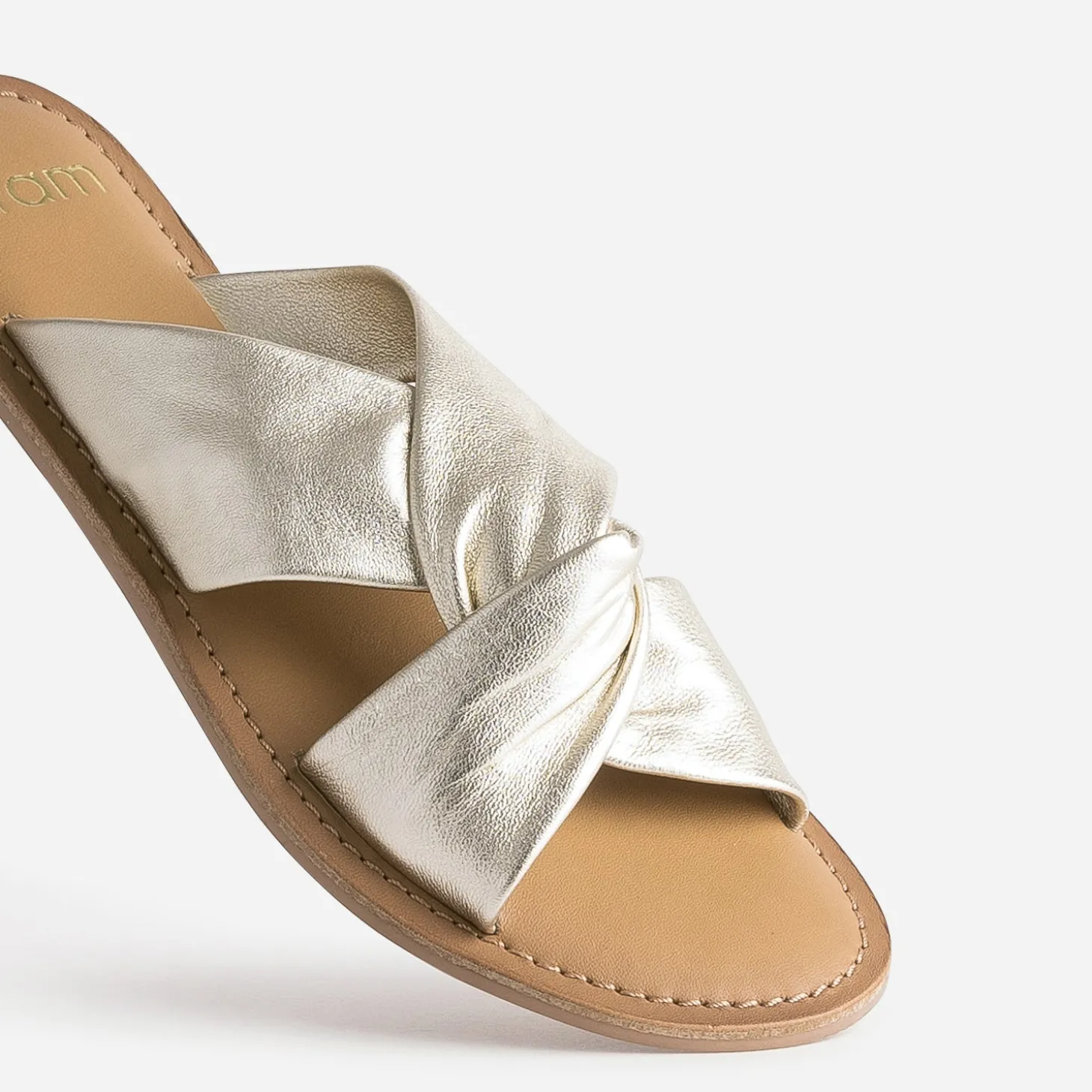 Mule TEXTO dorée en cuir à brides souples croisées