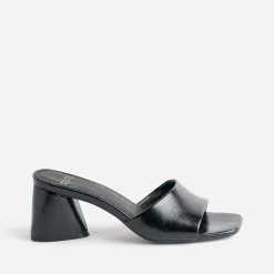 Mule TEXTO noire à talon triangle