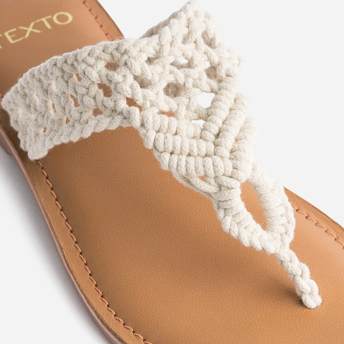 Mule-tong TEXTO beige en macramé