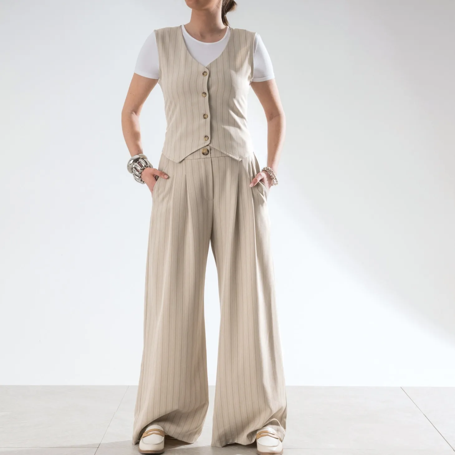 Pantalon de tailleur TEXTO beige rayures tennis