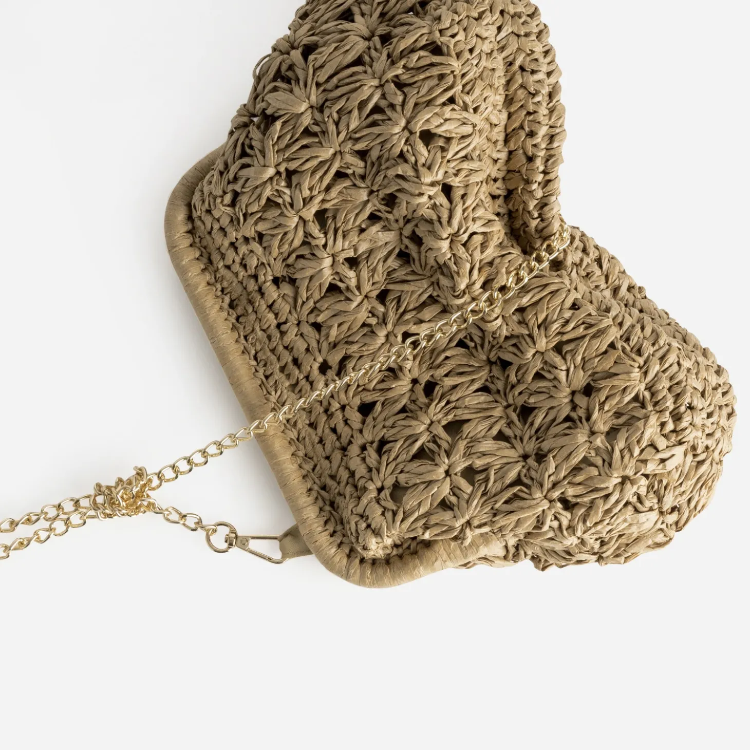 Pochette minaudière beige façon raphia tressé