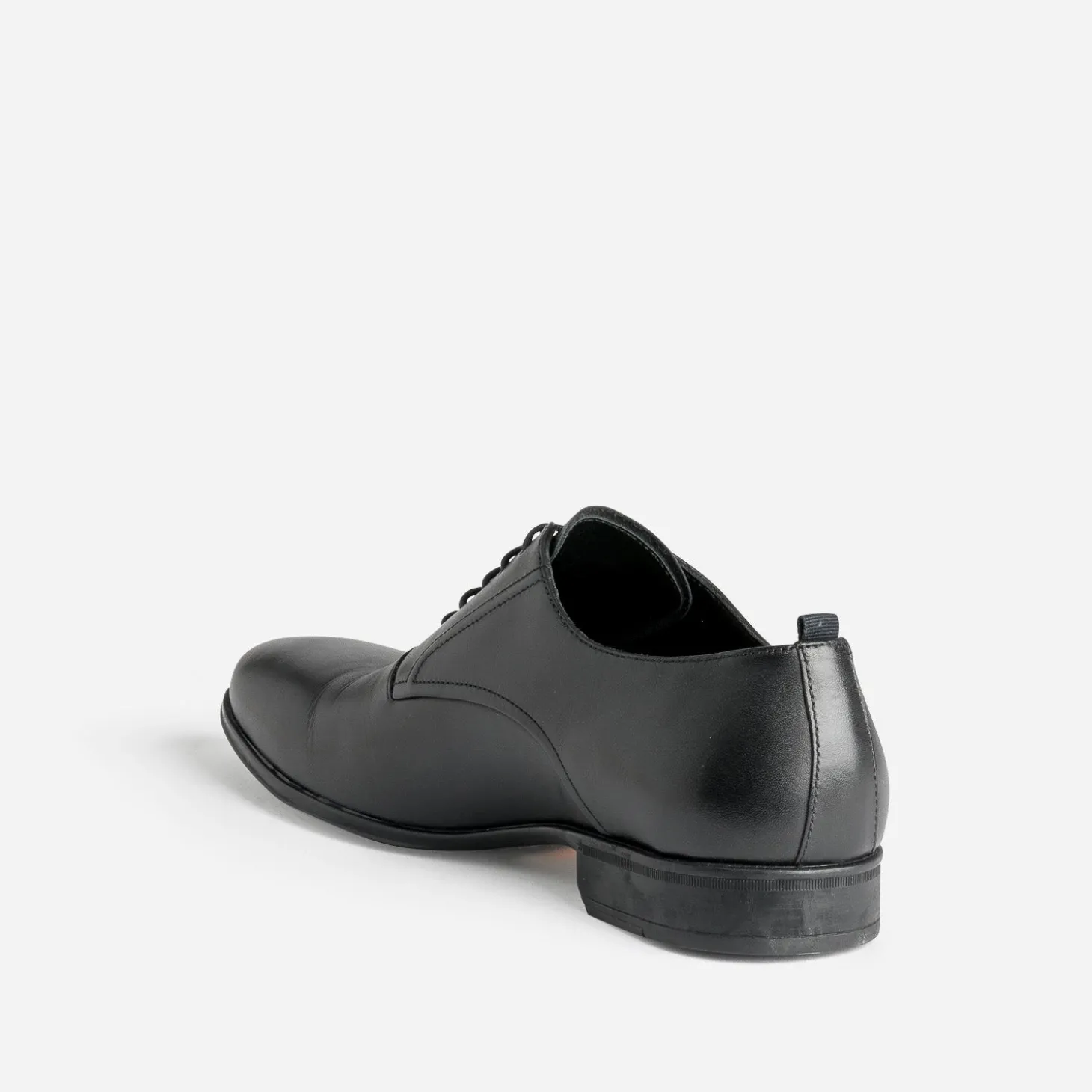 Richelieu noir en cuir