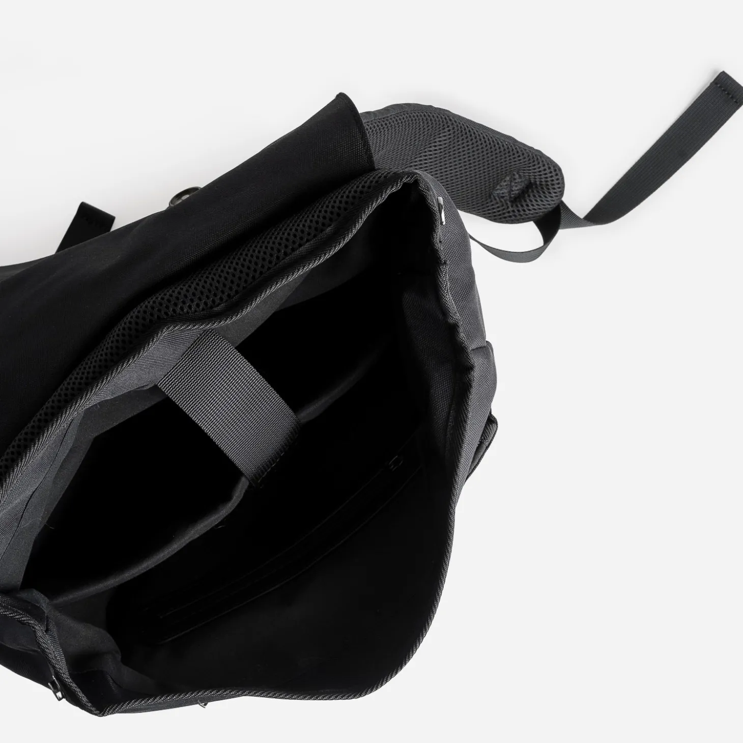 Sac à dos noir grand format