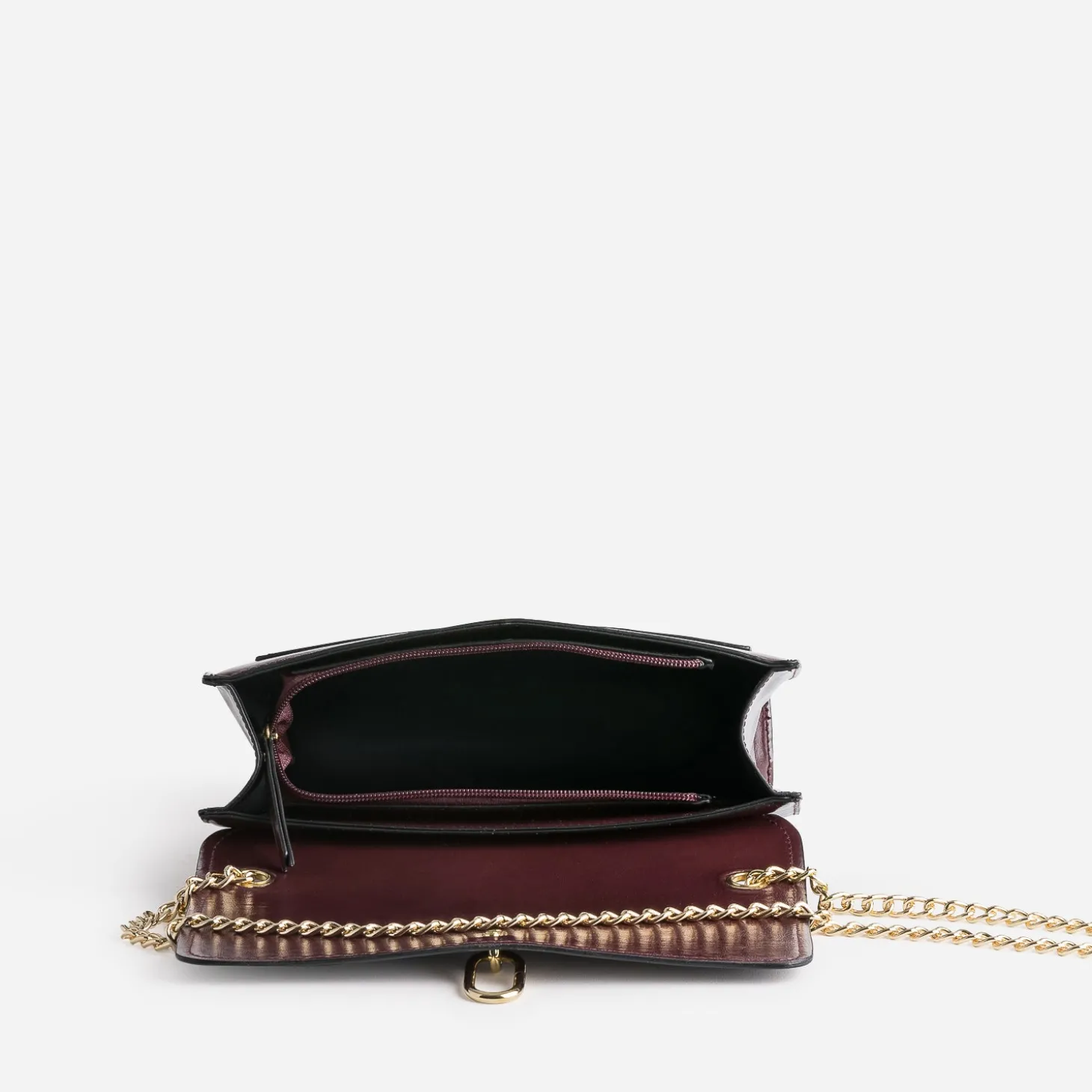 Sac à main bordeaux avec ouverture fantaisie