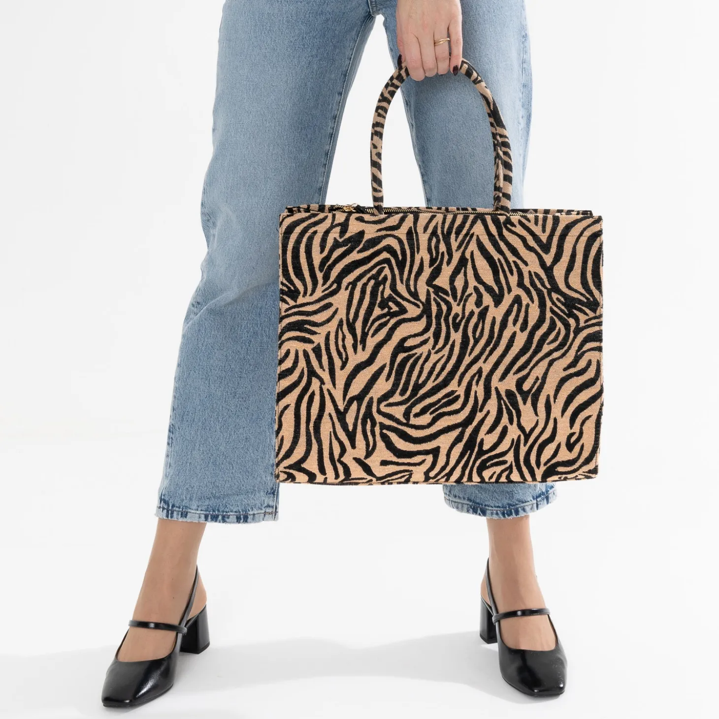 Sac cabas TEXTO beige foncé à motif zébré