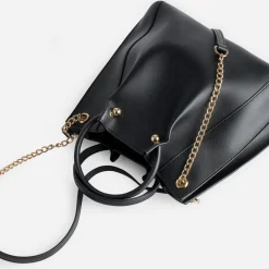 Sac noir forme seau