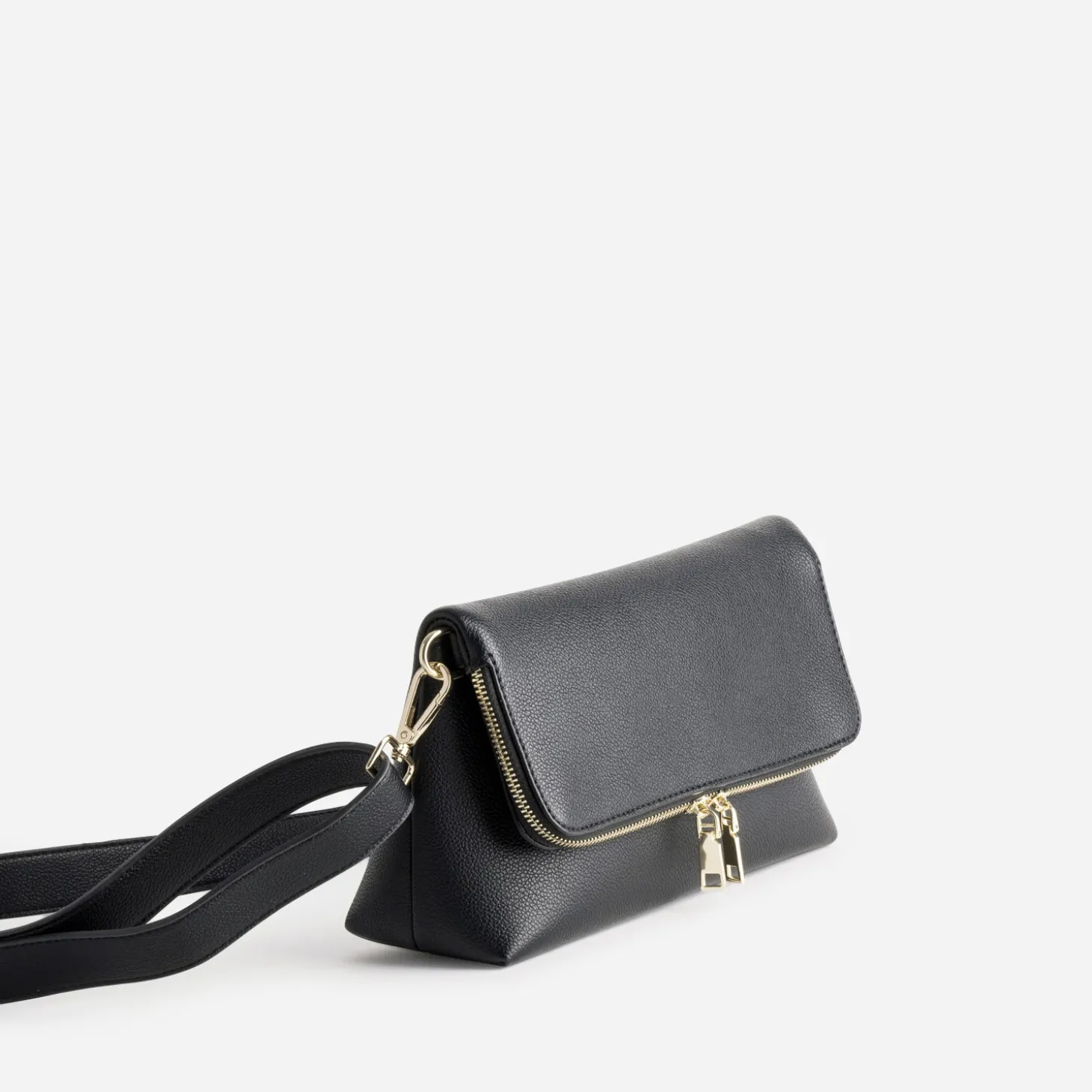 Sac noir rabat zippé