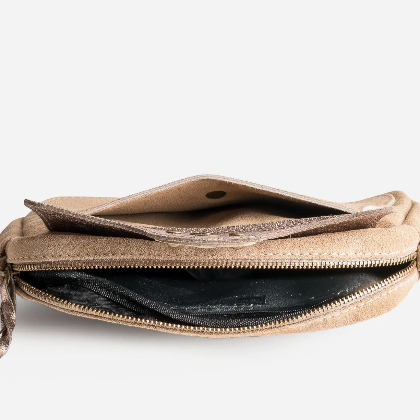 Sac pochette TEXTO beige cuir velours