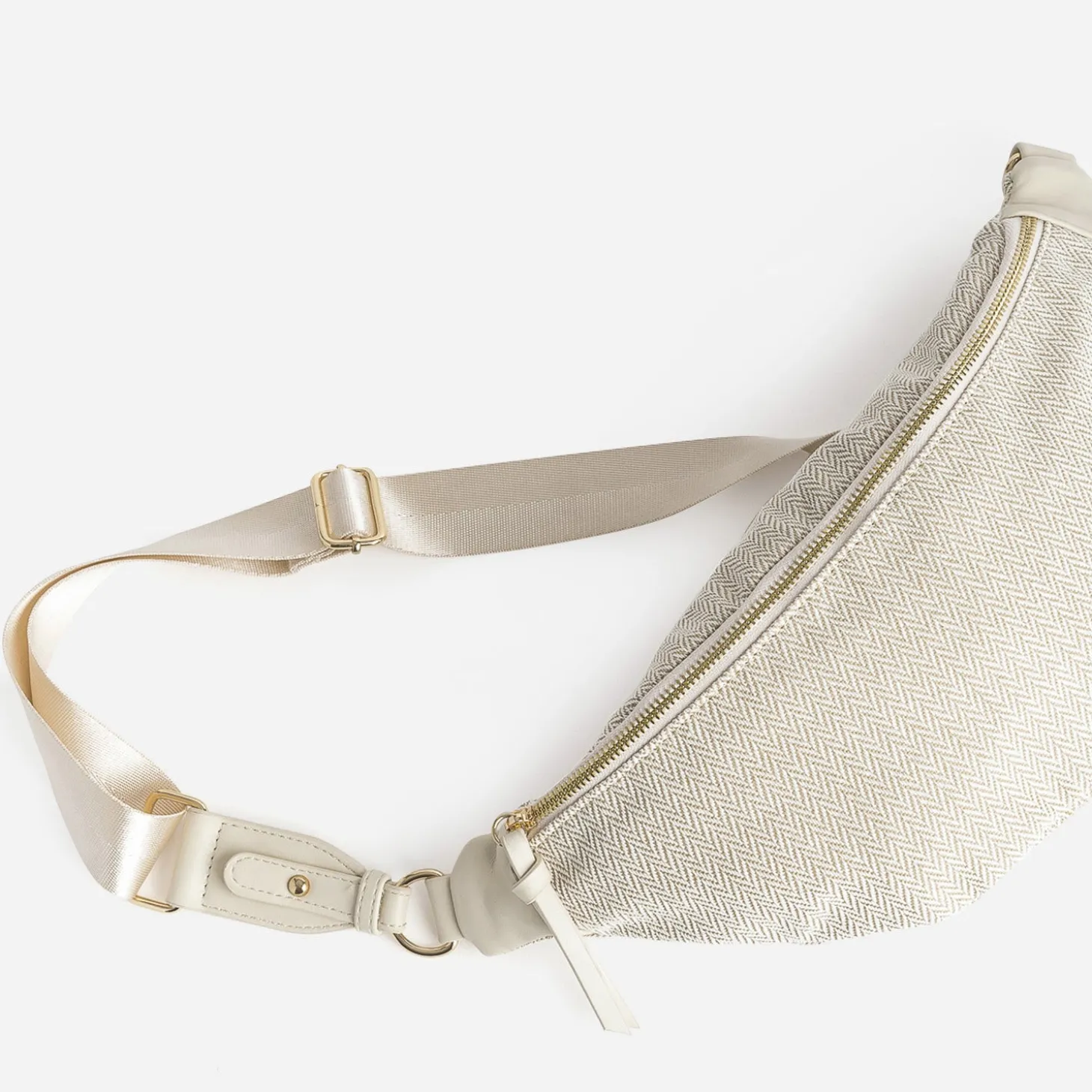 Sac-banane beige à motif chevrons