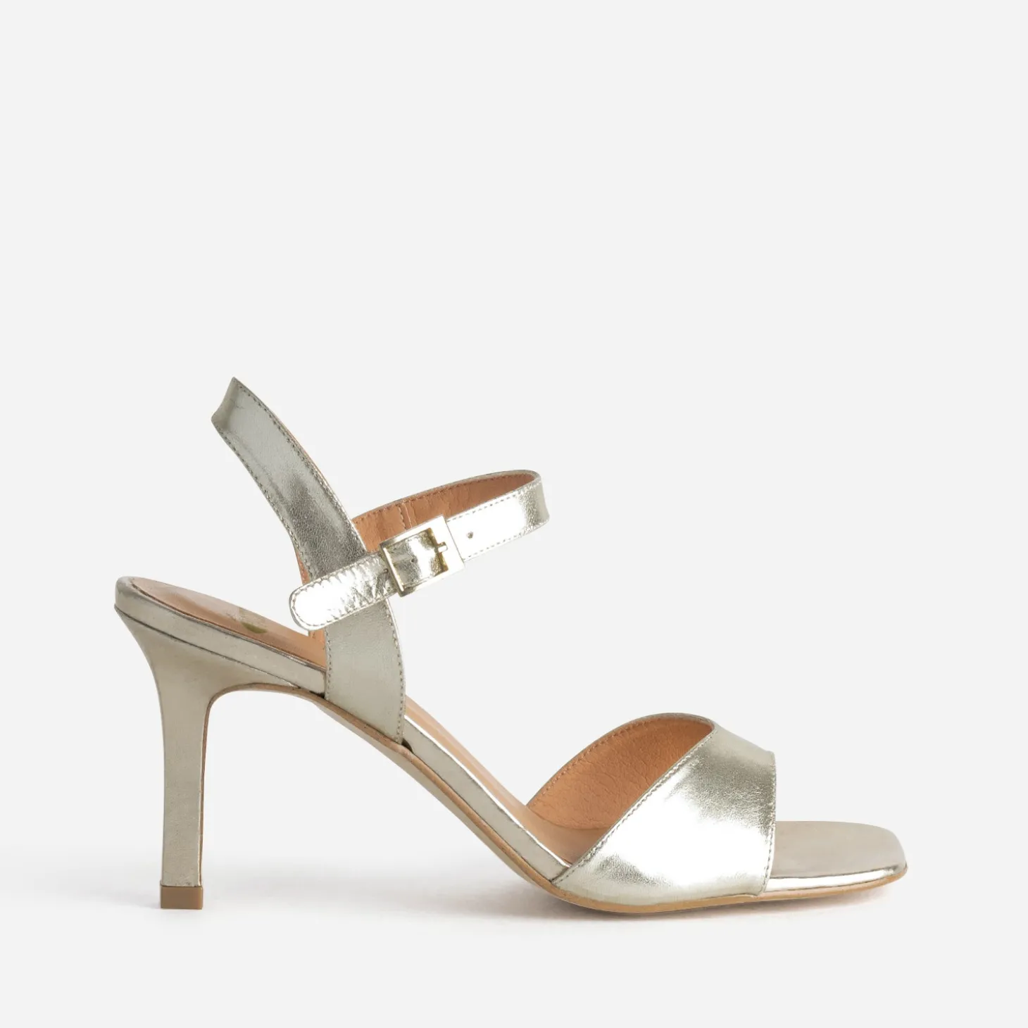 Sandale à talon fin or cuir
