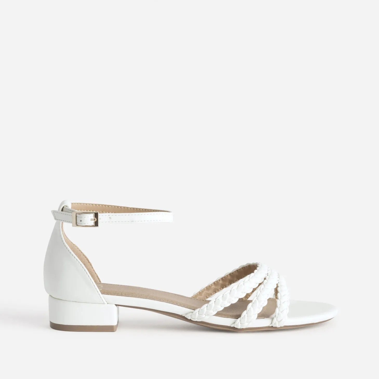Sandale blanche brides tressées